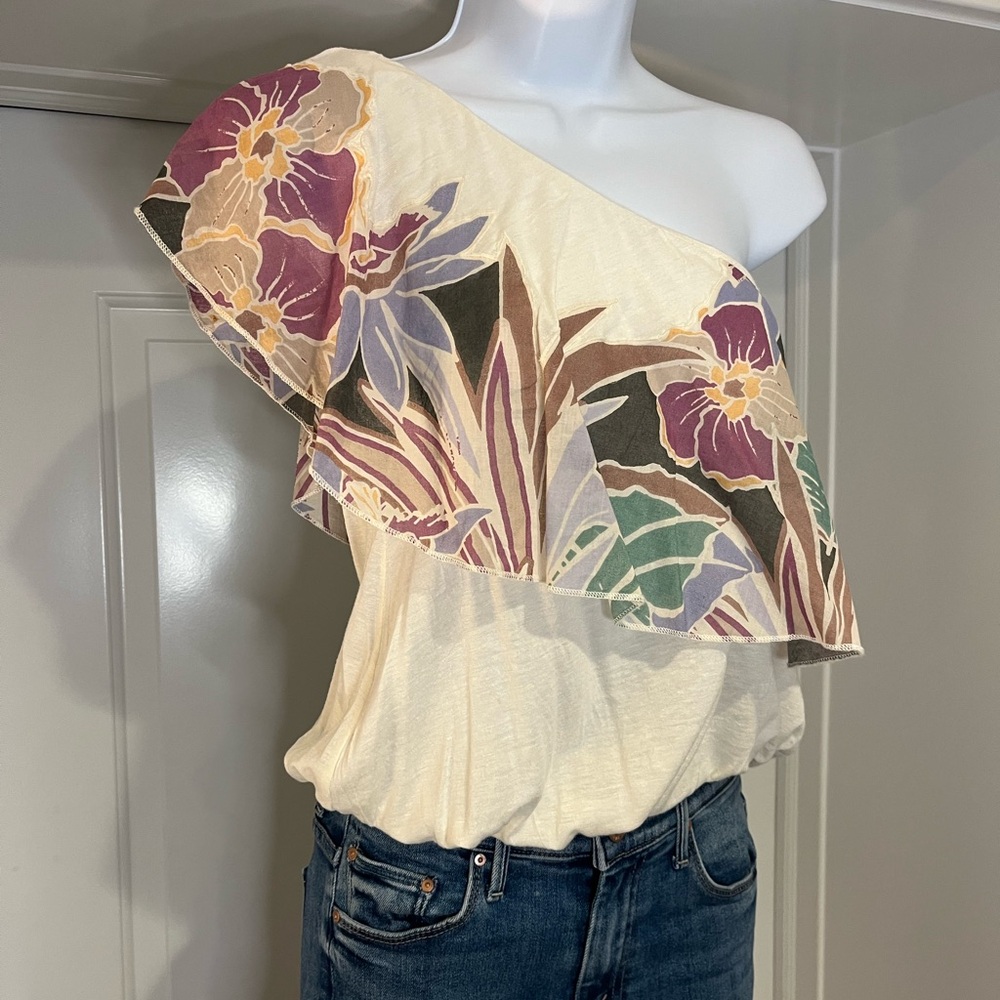 Free People One-Shoulder Floral Ruffle Top in Cream with Purple Accent Size XS